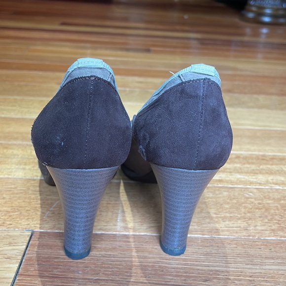 Ateliers high heel suede shoe. Size 36.in like new condition - Picture 4 of 7